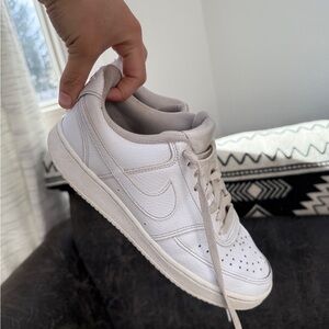 Nike Women's Sneakers - White